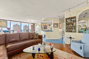 1910 Ala Moana Blvd, Honolulu, HI 96815 - Photo 7