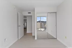 888 Kapiolani Blvd, Honolulu, HI 96813 - Photo 9