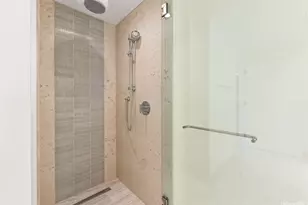 1100 Ala Moana Blvd, Honolulu, HI 96814 - Photo 11