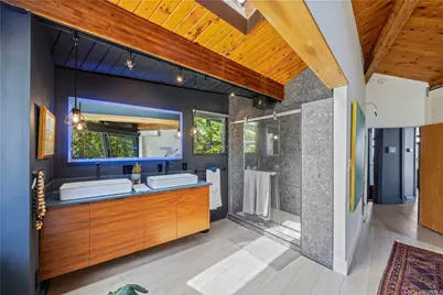 1826 Laukahi Street, Honolulu, HI 96821 - Photo 15