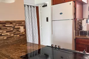 1909 Ala Wai Blvd, Honolulu, HI 96815 - Photo 17