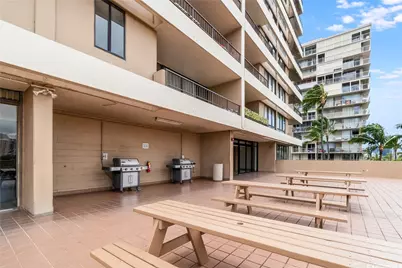 2121 Ala Wai Boulevard #1702, Honolulu, HI 96815 - Photo 11