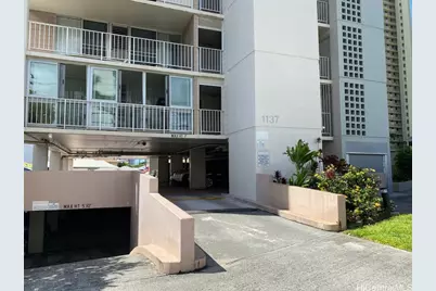 1137 Wilder Avenue #803, Honolulu, HI 96822 - Photo 1