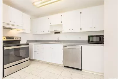 1400 Pensacola Street #405, Honolulu, HI 96822 - Photo 9