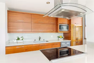 2600 Pualani Way #2301, Honolulu, HI 96815 - Photo 9