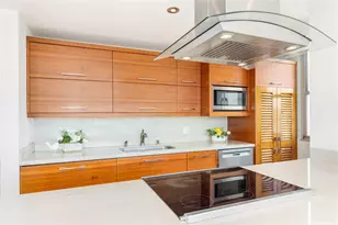 2600 Pualani Way, Honolulu, HI 96815 - Photo 9