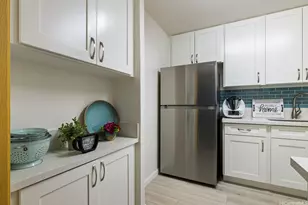 98-1030 Moanalua Rd, Aiea, HI 96701 - Photo 3