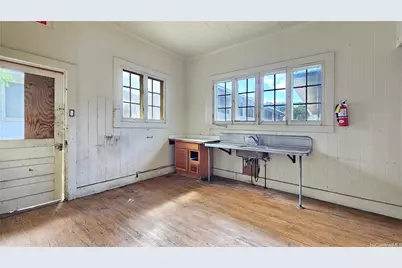 1727 Nuuanu Avenue, Honolulu, HI 96817 - Photo 3