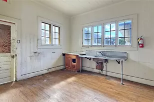 1727 Nuuanu Ave, Honolulu, HI 96817 - Photo 3