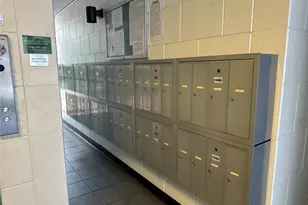 2847 Waialae Ave, Honolulu, HI 96826 - Photo 17