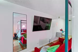 445 Seaside Ave, Honolulu, HI 96815 - Photo 3