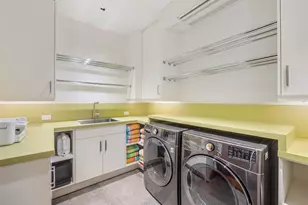 96 Niuiki Cir, Honolulu, HI 96821 - Photo 21