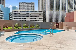 1910 Ala Moana Blvd, Honolulu, HI 96815 - Photo 13