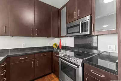 1189 Waimanu Street #2706, Honolulu, HI 96814 - Photo 3