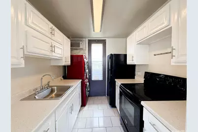 1134 Kinau Street #607, Honolulu, HI 96814 - Photo 3