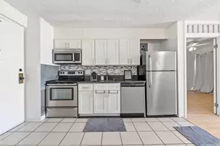 1655 Makaloa St, Honolulu, HI 96814 - Photo 3