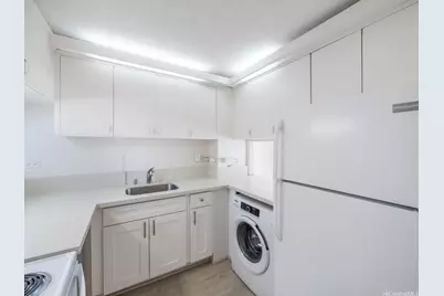 2421 Ala Wai Boulevard #1205, Honolulu, HI 96815 - Photo 3