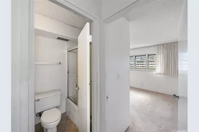 2421 Ala Wai Boulevard #1204, Honolulu, HI 96815 - Photo 21