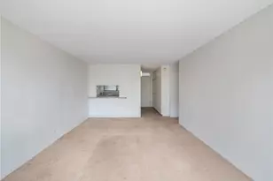 2421 Ala Wai Blvd, Honolulu, HI 96815 - Photo 9