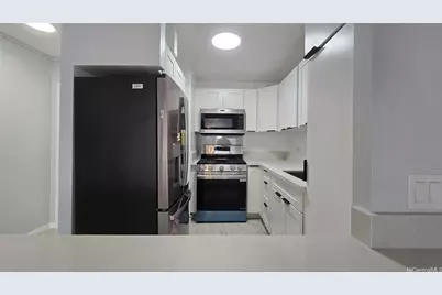 2465 Kuhio Avenue #706, Honolulu, HI 96815 - Photo 1