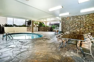 1561 Kanunu St, Honolulu, HI 96814 - Photo 17