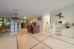 425 Ena Rd, Honolulu, HI 96815 - Photo 17