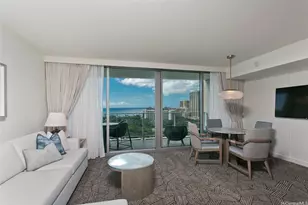 383 Kalaimoku St, Honolulu, HI 96815 - Photo 3