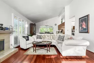 98-1421 Onikiniki Pl, Aiea, HI 96701 - Photo 3