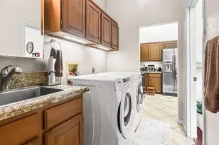 98-1421 Onikiniki Pl, Aiea, HI 96701 - Photo 11