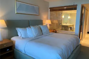 383 Kalaimoku St, Honolulu, HI 96815 - Photo 1