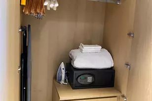 383 Kalaimoku St, Honolulu, HI 96815 - Photo 13