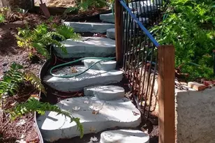 155 Lumahai St, Honolulu, HI 96825 - Photo 23