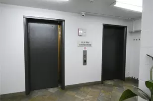 2421 Ala Wai Blvd, Honolulu, HI 96815 - Photo 15