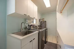 604 Kaimalino St, Kailua, HI 96734 - Photo 21