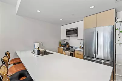 1001 Queen Street #3209, Honolulu, HI 96814 - Photo 3