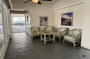 2085 Ala Wai Blvd, Honolulu, HI 96815 - Photo 21