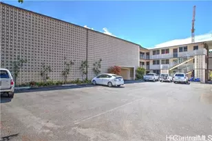 2752 Kahoaloha Ln, Honolulu, HI 96826 - Photo 3