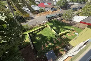 3836 Pukalani Pl, Honolulu, HI 96816 - Photo 15