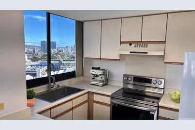 876 Curtis Street #2405, Honolulu, HI 96813 - Photo 3