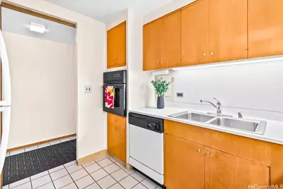 1350 Ala Moana Boulevard #810, Honolulu, HI 96814 - Photo 13