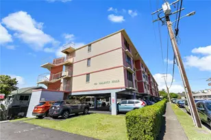 633 Nalanui St, Honolulu, HI 96817 - Photo 1
