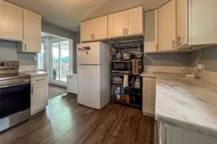 3238 Alani Dr, Honolulu, HI 96822 - Photo 5