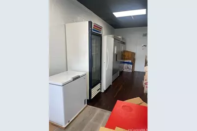 94-300 Farrington Highway, Waipahu, HI 96797 - Photo 3