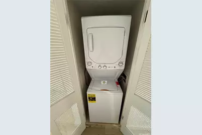 2470 Kalakaua Avenue #504, Honolulu, HI 96815 - Photo 15