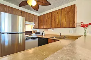 2452 Tusitala St, Honolulu, HI 96815 - Photo 9