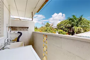 39 Hialoa St, Honolulu, HI 96817 - Photo 15