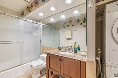 469 Ena Road #2703, Honolulu, HI 96815 - Photo 17