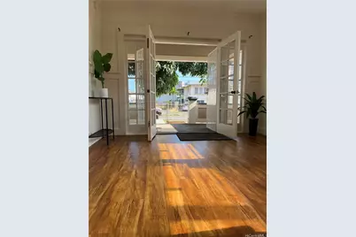 710 Hausten Street, Honolulu, HI 96826 - Photo 1