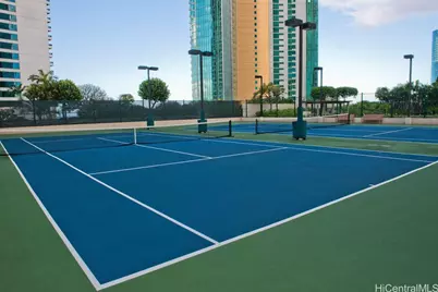 1177 Queen Street #806, Honolulu, HI 96814 - Photo 23