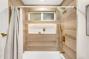 3272 Paumaka Pl, Honolulu, HI 96822 - Photo 17